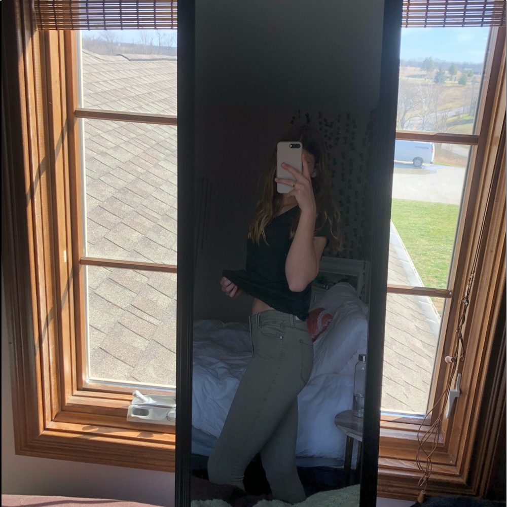 Abercrombie & Fitch army green skinny jeans